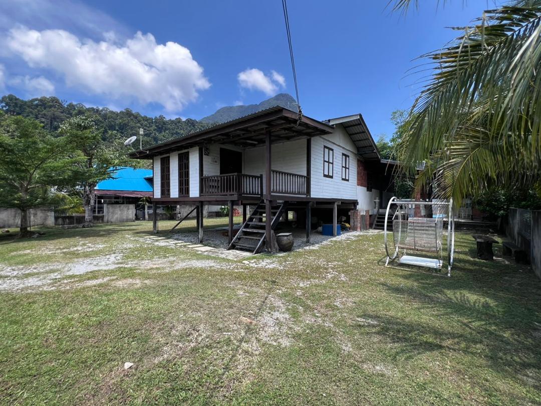 Santubong Family Homestay photo 10